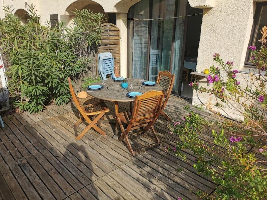 Appartement La Tranquillite, 2Mn A Pieds Mer เฟรฌูส ภายนอก รูปภาพ